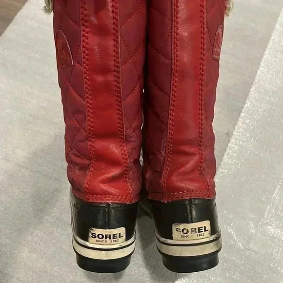 [8.5]Sorel Tofino Joan of Arc Waterproof Insulated Boot Red Faux  Fur Trim - Picture 6 of 13